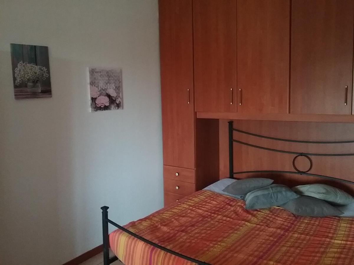 Appartamento Filippo Castelnuovo del Garda Bagian luar foto